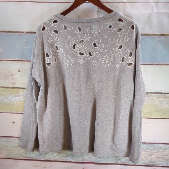 Gray Embroidered Women's Top - Picture 6 of 8